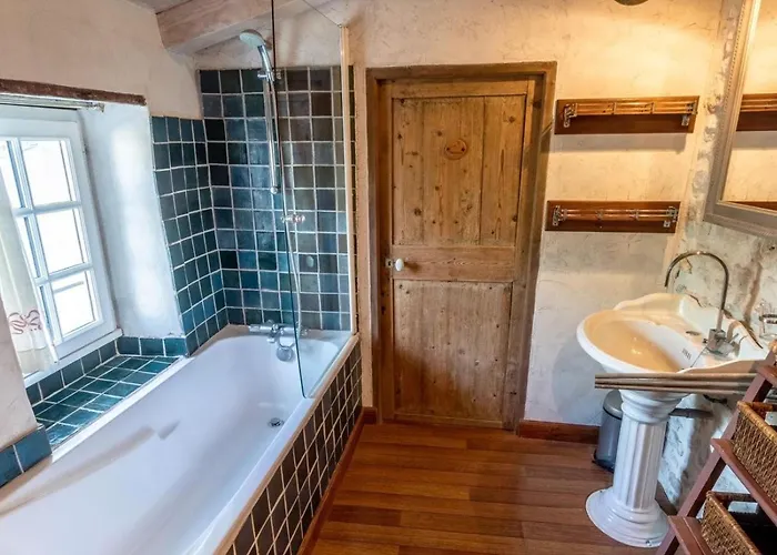 Sous Le Passage La Flotte